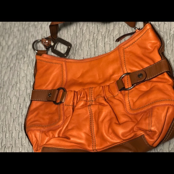 Tignanello orange handbag - Picture 3 of 4
